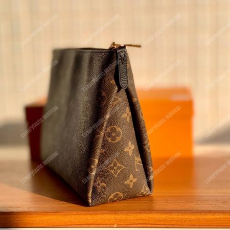 LV Pallas Beauty Case Black - Image 3