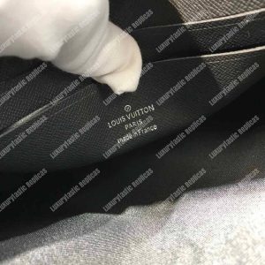 LV Pochette Voyage MM Damier Graphite Pixel - Image 9