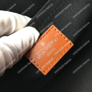 LV Epi Sac Tricot Bag Noir - Image 8