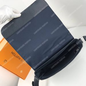 LV Roman PM Taiga Leather Bleu Marine - Image 8