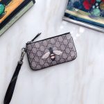 Gucci Bee Print GG Supreme Cellphone Pouch