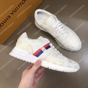 LV Sneaker Run Away Monogram Gold - Image 5