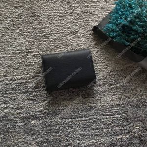 LV MyLockMe Compact Wallet Noir - Image 6