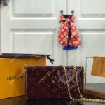 LV Pochette Felicie Monogram Vernis Leather Amarante