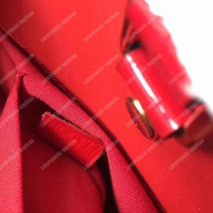 LV Montaigne MM Tote Bag Monogram Vernis Red - Image 5