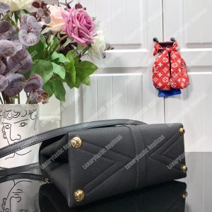 LV Rose Des Vents PM Black Gold Padlock Handbag - Image 5