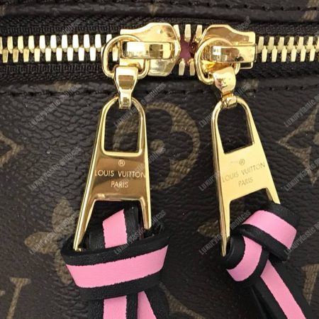 LV Tuileries Besace Shoulder Bag Green - Image 6