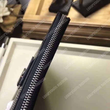 LV Pochette Essential V Epi Leather - Image 3