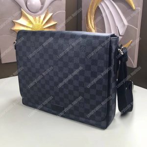 LV District MM Messenger Bag Damier Graphite Canvas - Image 6