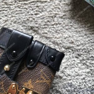 LV Essential Trunk Monogram - Image 3