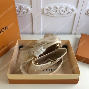 LV Capucines BB Vanile Ivory - Image 7