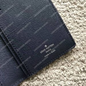 LV Circle signature Brazza Wallet Epi Leather Bleu Azur - Image 5