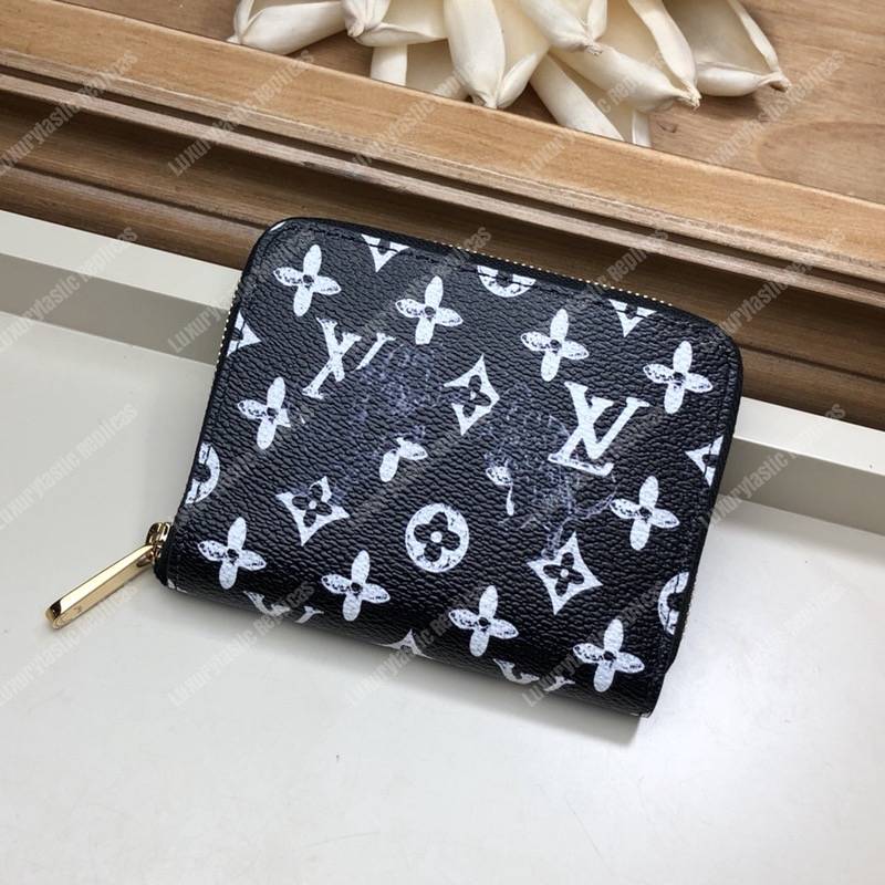 LOUIS VUITTON Catogram Zippy Coin Purse Black 345154