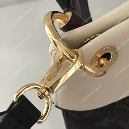 LV Tuileries Besace Shoulder Bag Creme - Image 5