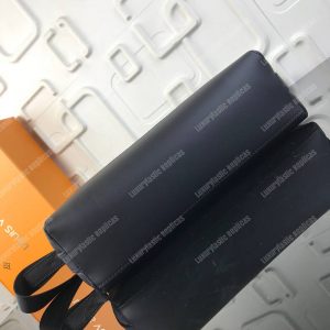 LV Discovery Messenger PM Damier Infini Leather Onyx - Image 3