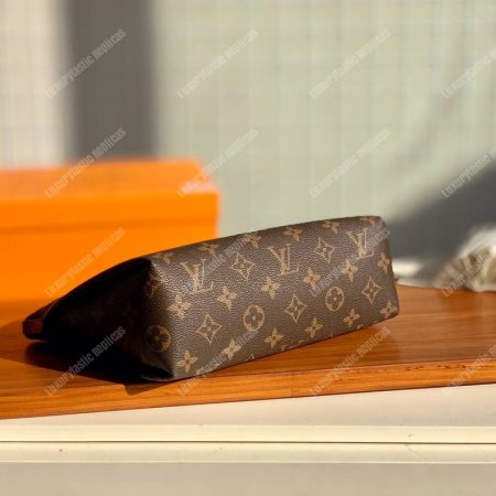 LV Pallas Beauty Case Cherry - Image 4