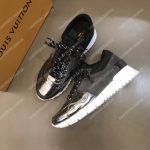 LV Run Away Trainer Grey