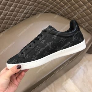 LV LUXEMBOURG SNEAKER Monogram Eclipse - Image 8