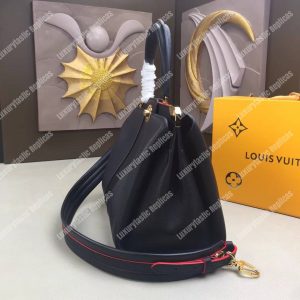 LV Astrid Veau Nuage Leather Noir - Image 7