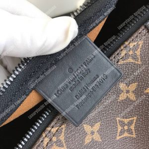 LV Messenger Mini Polochon - Image 8