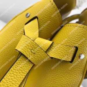 LV Milla PM Veau Nuage Vert Acide - Image 5