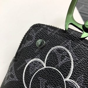 LV Zip Key Ring Monogram Vivienne Eclipse Black - Image 8