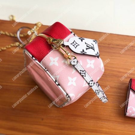 LV Beach Pouch Monogram Summer 2019 Rouge - Image 5