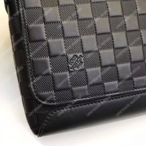 LV District PM Damier Infini Leather Onyx - Image 4