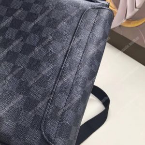 LV District PM Messenger Bag Damier Graphite Canvas - Image 4