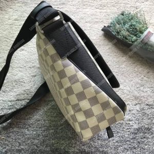 LV Matchpoint Messenger Damier Coastline - Image 6