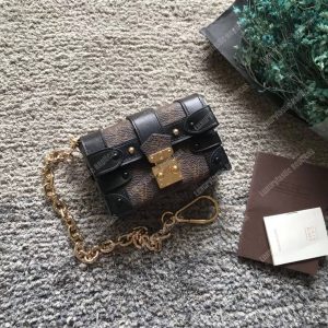 LV Essential Trunk Monogram - Image 7