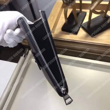 LV Pochette Essential V Epi Leather - Image 4