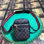 Gucci GG Supreme Black Messenger