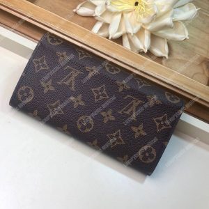 LV Sarah Wallet Lion and Cheetah - Image 4