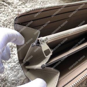 LV Comete Wallet Autres Cuirs Galet - Image 4