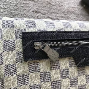 LV Matchpoint Messenger Damier Coastline - Image 3