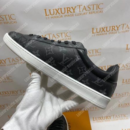 LV LUXEMBOURG SNEAKER Monogram Eclipse - Image 17