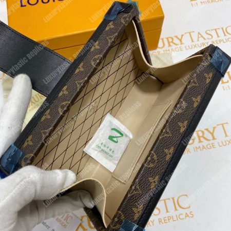 LV Petite Malle Monogram - Image 19