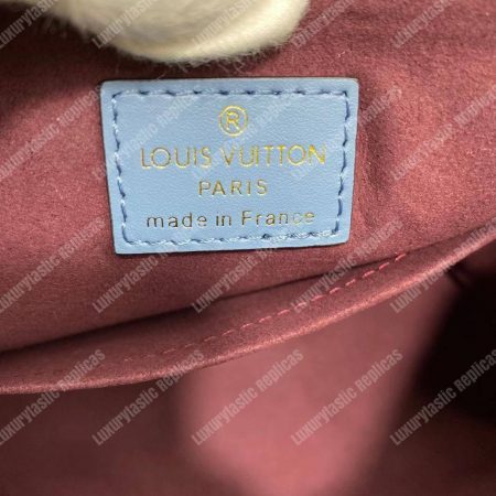 LV Beaubourg Hobo Mini Monogram - Image 14