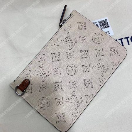 LV Girolata Monogram Crème Beige - Image 11