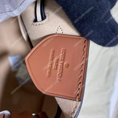 LV Girolata Monogram Crème Beige - Image 23