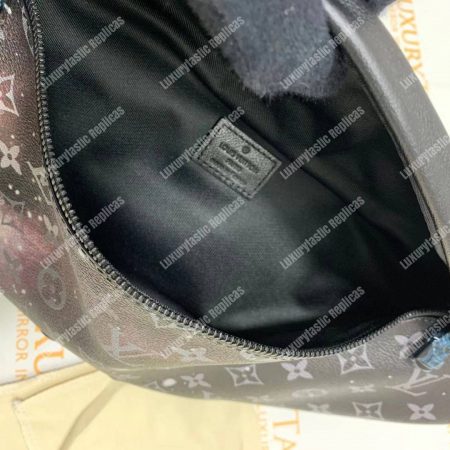 LV Discovery Bumbag Monogram Galaxy - Image 17
