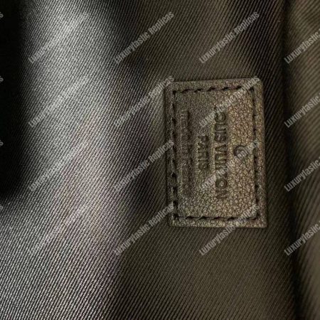 LV Discovery Bumbag Monogram Galaxy - Image 18