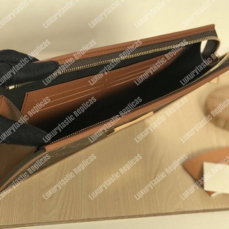 LV Pochette Dauphine Monogram - Image 4