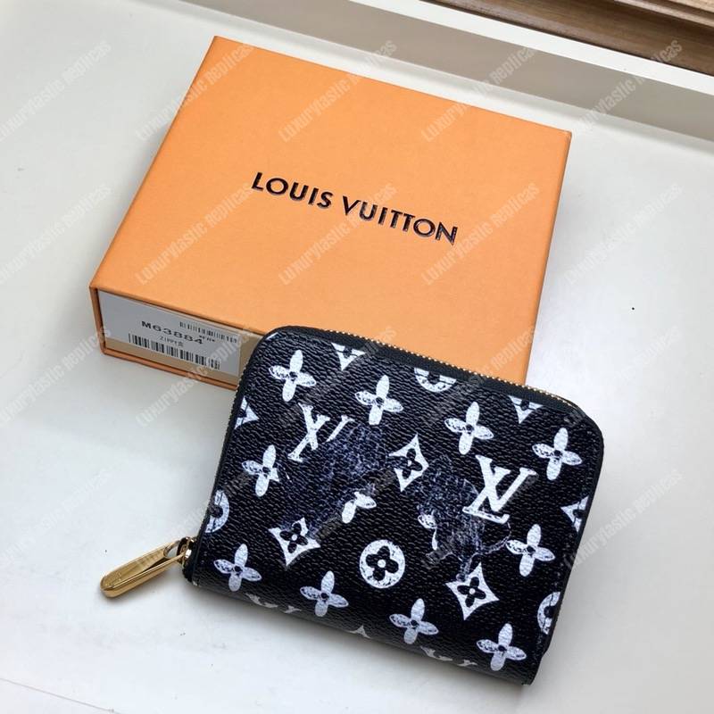 LOUIS VUITTON Catogram Zippy Coin Purse Black 345154