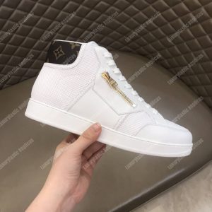 LV Rivoli Zip On The Side Sneaker Boot White - Image 7