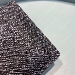 LV Pince Wallet Taiga Leather Noir - Image 5