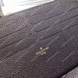 LV Pochette Felicie Bag Monogram Leather Noir - Image 10