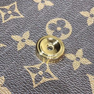 LV Monogram Saint Cloud PM - Image 10