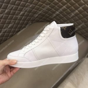 LV Rivoli Zip On The Side Sneaker Boot White - Image 8